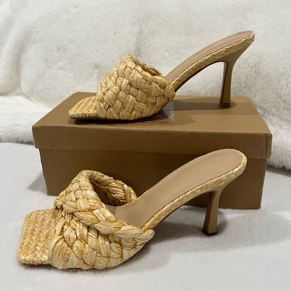 Brand New Raffia Heels Size 8